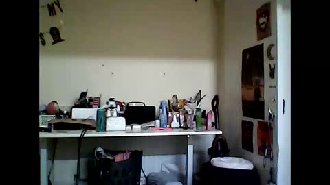 Snapshot of sexyemoprincess chatting on November 22, 9:36 pm Wouldntyouliketoknow online show from November 22, 9:36 pm