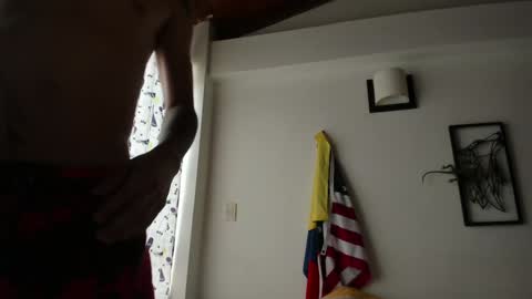 sexyfetissh online show from December 7, 4:03 pm