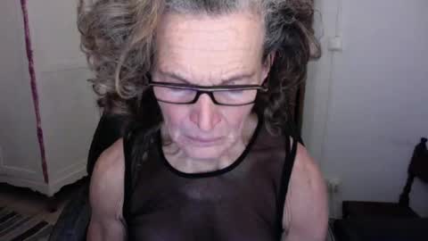 Snapshot of sexyfit58 chatting on January 19, 2:15 am SexyFit58 online show from January 19, 2:15 am