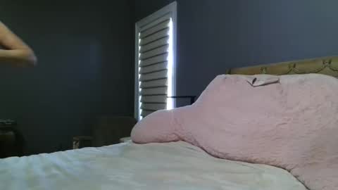 LisaisLuscious online show from April 19, 8:22 pm