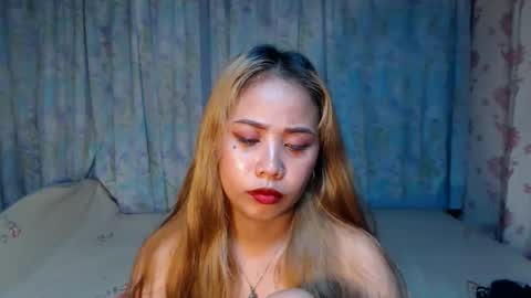 jeanken and jelian online show from December 3, 8:18 pm