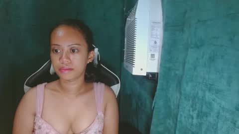sexykimmy05 online show from May 5, 4:31 am