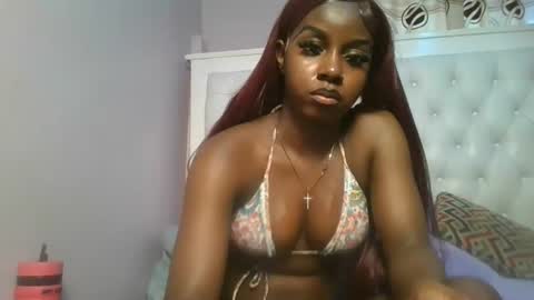 Snapshot of sexykitten200 chatting on April 19, 3:22 pm SexyKitty online show from April 19, 3:22 pm
