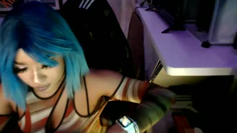 Snapshot of sexylatincouple chatting on February 14, 8:21 am SEXYLATINCOUPLE online show from February 14, 8:21 am