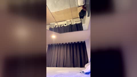 Snapshot of sexylatincouple chatting on February 7, 4:38 am SEXYLATINCOUPLE online show from February 7, 4:38 am