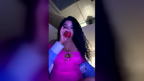 Snapshot of sexylatincouple chatting on February 14, 10:01 am SEXYLATINCOUPLE online show from February 14, 10:01 am