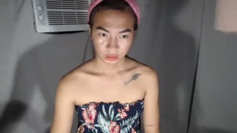 Snapshot of sexylaylia chatting on October 29, 4:59 am Laylia3 online show from October 29, 4:59 am