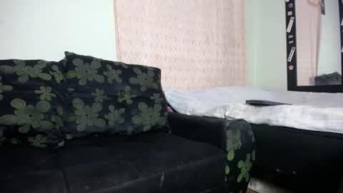 Snapshot of sexyleon69 chatting on December 7, 5:31 pm Sexy leon online show from December 7, 5:31 pm