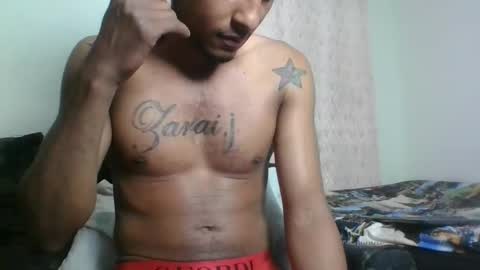 Snapshot of sexyleon69 chatting on February 1, 5:18 am Sexy leon online show from February 1, 5:18 am