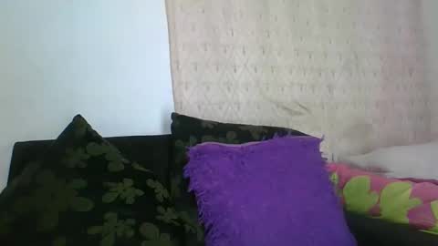 Snapshot of sexyleon69 chatting on October 18, 10:54 pm Sexy leon online show from October 18, 10:54 pm