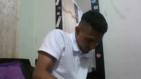 Sexy leon online show from April 27, 9:40 am