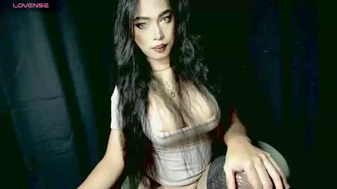 April online show from February 4, 9:20 pm