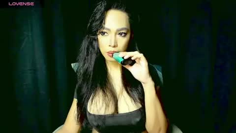 Snapshot of sexymariafoxx chatting on July 11, 7:27 pm MariaFoxx online show from July 11, 7:27 pm