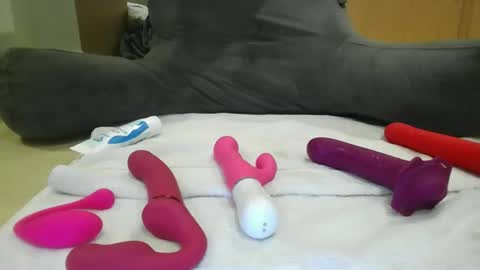 Snapshot of sexymatt90 chatting on June 9, 2:01 am sexymatt90 online show from June 9, 2:01 am