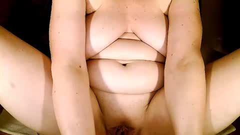 Squirty Maya Gold online show from December 18, 5:35 am