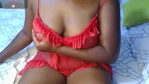 Snapshot of sexymompie chatting on October 23, 8:40 pm CANDY online show from October 23, 8:40 pm