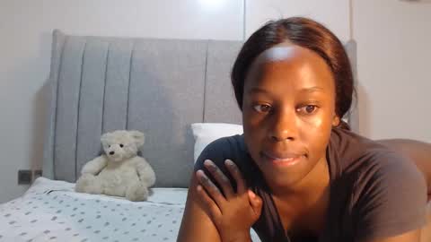 sexymonalisa1 online show from February 15, 7:54 pm