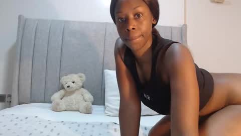 sexymonalisa1 online show from May 14, 3:02 am