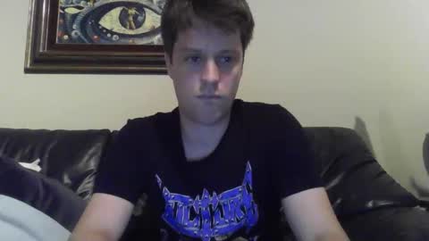 Snapshot of sexymotherfucker94 chatting on October 22, 9:58 pm Sexymotherfucker94 online show from October 22, 9:58 pm