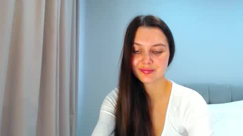Snapshot of sexymymeow chatting on April 13, 5:24 am SexyMyMeow online show from April 13, 5:24 am