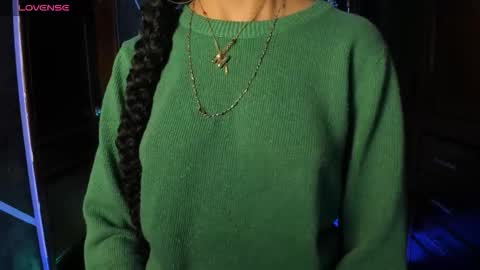 N A F online show from November 27, 7:27 pm