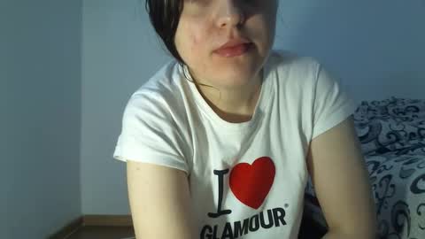 Snapshot of sexynyu18 chatting on December 20, 8:38 am Alex online show from December 20, 8:38 am