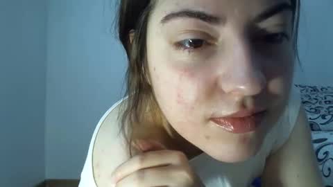 Snapshot of sexynyu18 chatting on January 19, 10:06 am Alex online show from January 19, 10:06 am