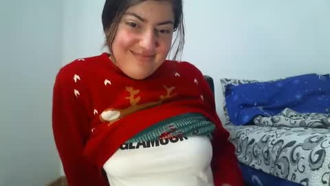 Snapshot of sexynyu18 chatting on February 9, 9:37 am Alex online show from February 9, 9:37 am