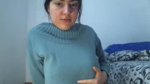 Snapshot of sexynyu18 chatting on March 9, 9:13 am Alex online show from March 9, 9:13 am