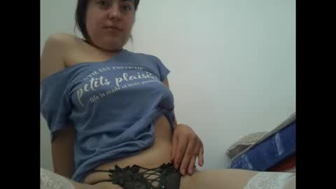 Snapshot of sexynyu18 chatting on September 14, 6:34 am Alex online show from September 14, 6:34 am