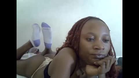 Snapshot of sexypetite4 chatting on September 15, 6:02 am SHARON online show from September 15, 6:02 am