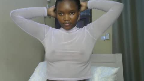 Lee online show from March 4, 4:49 am