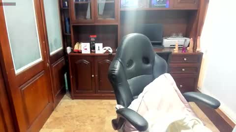 R A C H E L online show from November 2, 12:18 pm