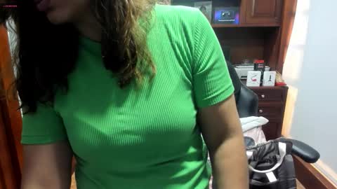 R A C H E L online show from November 4, 12:04 pm