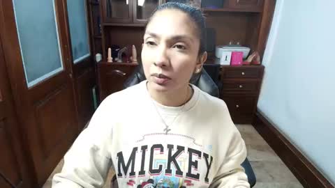 R A C H E L online show from January 11, 12:10 pm