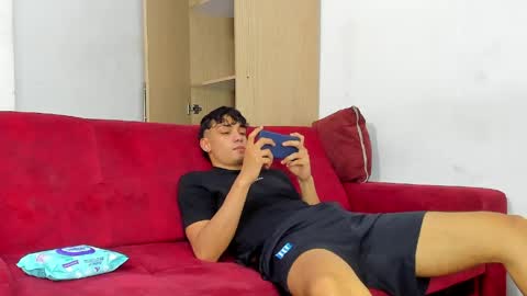MATIAS-18   THIAHO -18  MAX-19  NICOKALY-19  CAIN-19   MOD ESTEBAN online show from May 26, 7:21 pm