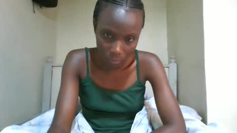 Snapshot of sexysanta50 chatting on February 22, 12:29 pm sexysanta50 online show from February 22, 12:29 pm