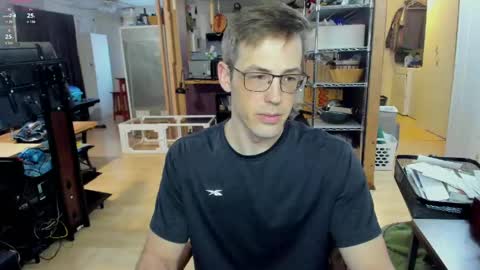 Snapshot of sexyscott26 chatting on April 15, 1:34 am Scott online show from April 15, 1:34 am