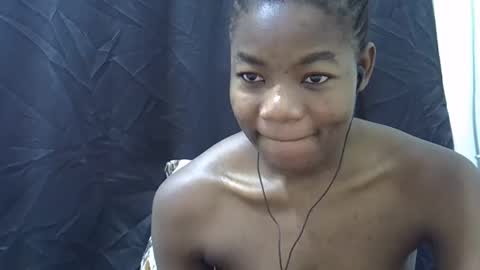 sexyshaz22 online show from February 27, 9:48 pm