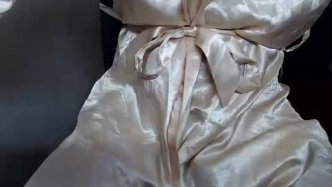 Snapshot of sexyshinixx chatting on October 8, 8:39 pm sexyshinixx online show from October 8, 8:39 pm