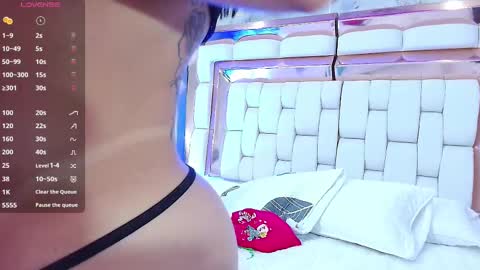 Kendall online show from February 24, 12:26 pm