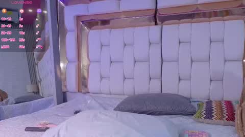 Kendall online show from September 22, 12:07 pm