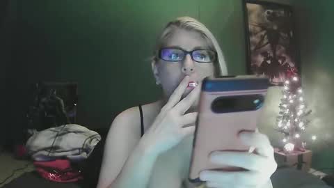 sexystripper69 online show from December 30, 1:26 am