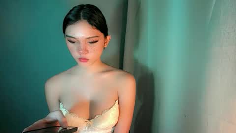 Snapshot of sexytight_tanya chatting on February 20, 1:44 pm sexytight_tanya online show from February 20, 1:44 pm