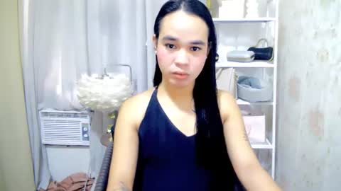 sexytrixie11 online show from June 24, 2:32 am