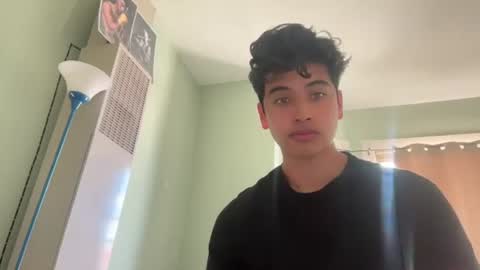 sexytwinkmax online show from August 3, 8:34 pm