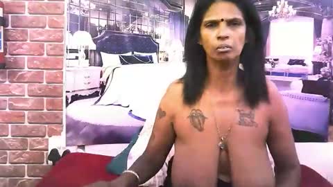 sexyva4u2luv online show from November 11, 9:04 pm