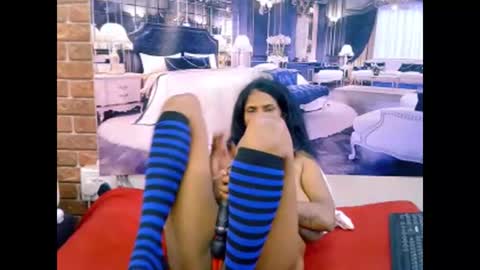 Snapshot of sexyva4u2luv chatting on April 24, 12:35 am sexyva4u2luv online show from April 24, 12:35 am