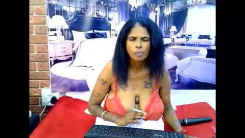Snapshot of sexyva4u2luv chatting on April 30, 7:09 pm sexyva4u2luv online show from April 30, 7:09 pm