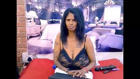 Snapshot of sexyva4u2luv chatting on May 12, 6:49 pm sexyva4u2luv online show from May 12, 6:49 pm
